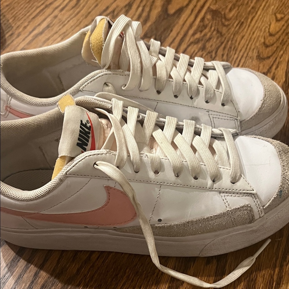 Nike Women's Blaze Platform Sneaker